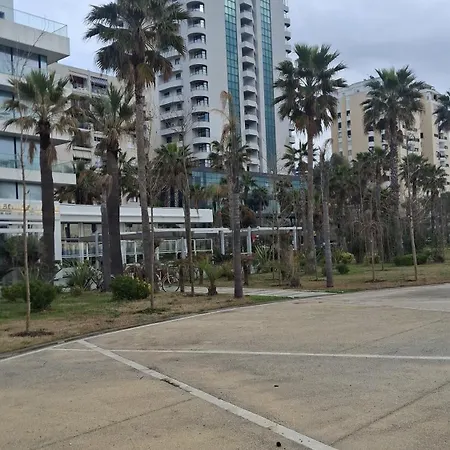 Bi Suite-seafront With Large Balcony Promenade Apartmán *