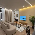 公寓 Bi Suite-seafront With Large Balcony Promenade Durrës