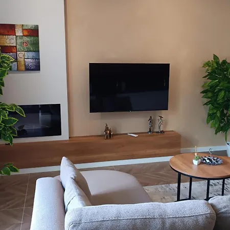 Bi Suite-seafront With Large Balcony Promenade Durrës