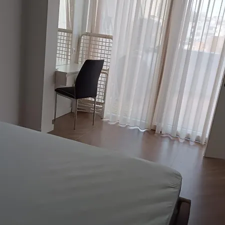 Bi Suite-seafront With Large Balcony Promenade