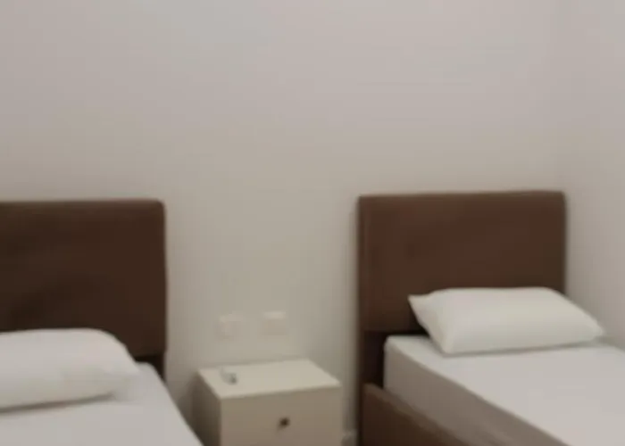 Bi Suite-seafront With Large Balcony Promenade Apartment